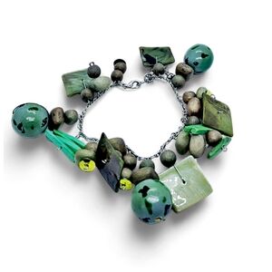 Bold, One-of-a-Kind Daring Style with Organic Shapes Multi-charm Bracelet NWOT